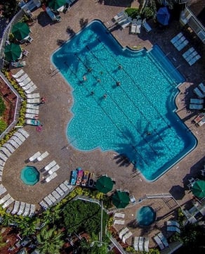 Resort Swimming Pool & Spa