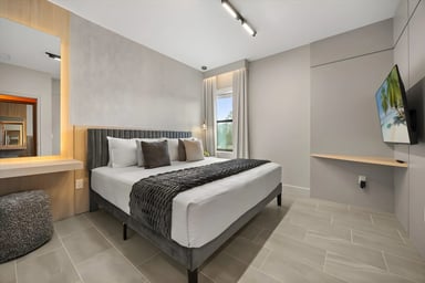 Bedroom 9