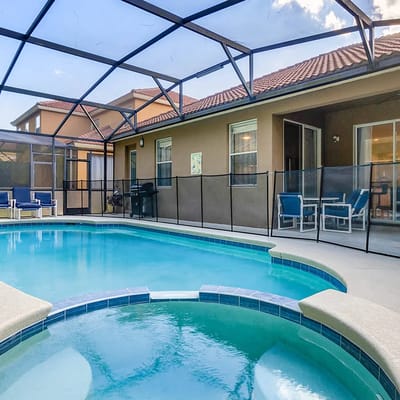 4 Bedrooms/ 3 Bathrooms/ Bella Vida (911 MB)