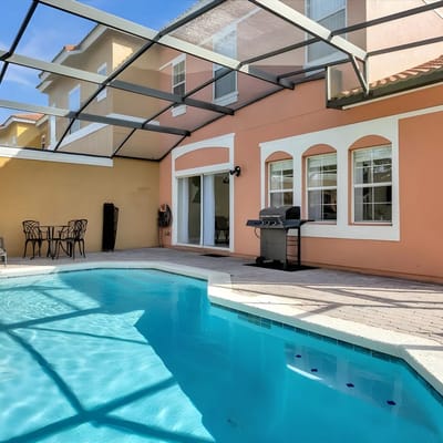 4 Bedrooms / 3 Bathrooms / Terra Verde (4725 VB)