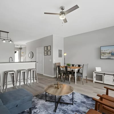 3 Bedrooms / 3 Bathrooms / Windsor Hills (7659SK)