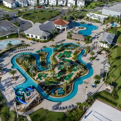 4 Bedrooms/ 3 Bathrooms/ Storey Lake (4257 PD)