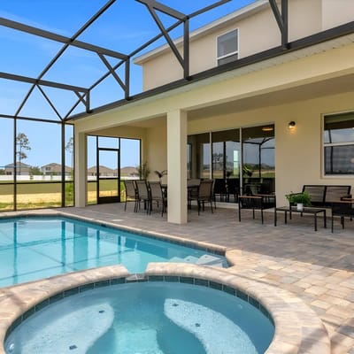 9 Bedrooms / 6.5 Bathrooms / Solara (9123 TW)