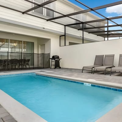 5 Bedroom/4 Bathroom Windsor Island (112 JW)