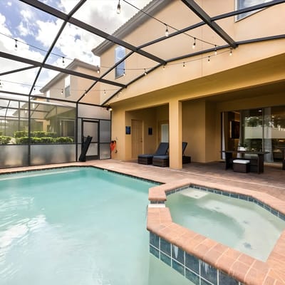 7 Bedrooms/5.5 Bathrooms/Windsor Westside (1897NC)