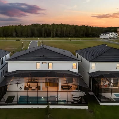 15 Bedrooms / 16.5 Bathrooms / Sonoma (4011SB)