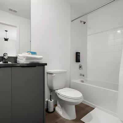 3 Bedrooms/3 Baths/ Hub Westside Reserve (8792PD)