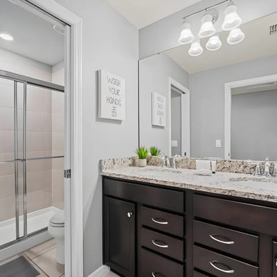 6 Bedrooms/ 4.5 Bathrooms/ Windsor Island (1661KL)