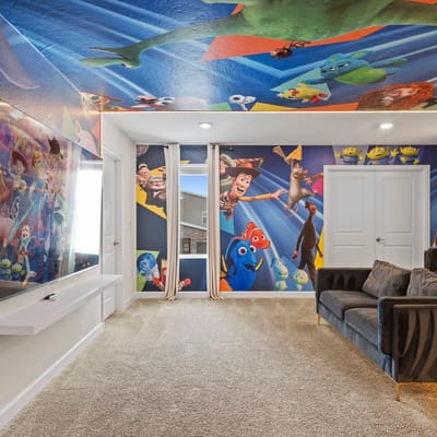 9 Bedrooms/ 5 Bathrooms/ Champions Gate (711 SS)
