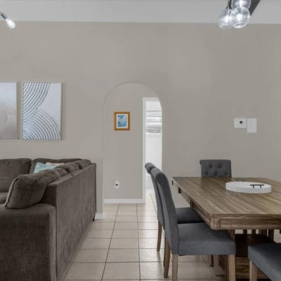 3 Bedrooms / 2 Bathrooms / Indian Creek (2559 BC)