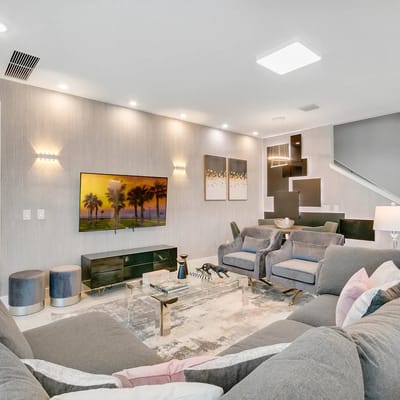 8 Bedrooms / 6.5 Bathrooms / Encore (297 AA)
