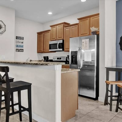 5 Bedrooms / 4 Bathrooms / Paradise Palms (8869 CP)