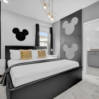 10 Bedrooms/ 9 Bathrooms/ Paradiso Grande (5845HS)