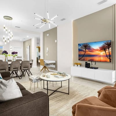 2 Bedrooms/ 2 Bathrooms/ Storey Lake (3151-404)
