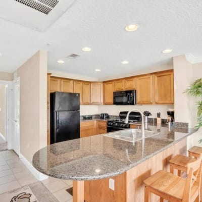 3 Bedrooms/ 2.5 Bathrooms/ Reunion (7635 HC)