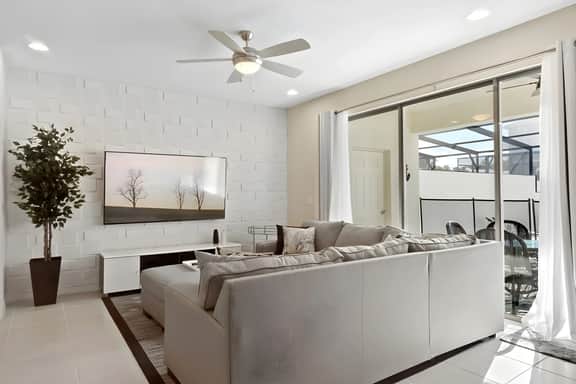 5 Bedrooms / 4.5 Bathrooms /  Windsor at Westside (2402 TD)
