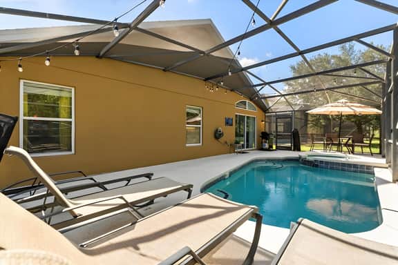 5 Bedrooms/ 3 Bathrooms/ Veranda Palms (4458 NP)