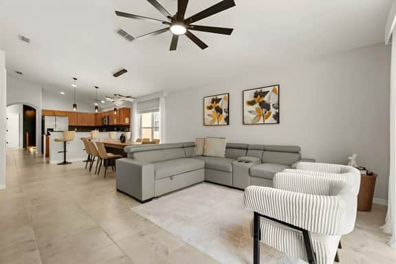 5 Bedrooms/ 3 Bathrooms/ Veranda Palms (4458 NP)