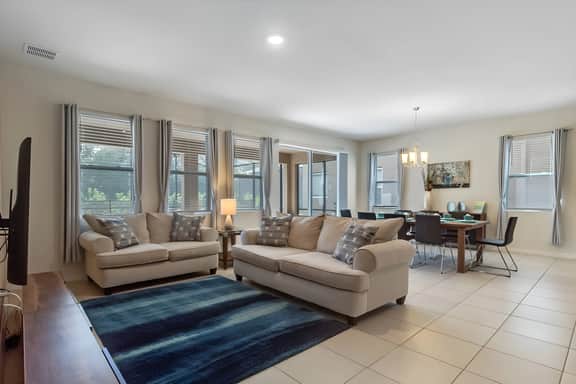 5 Bedrooms / 4.5 Bathrooms / Solterra (5272 OA)