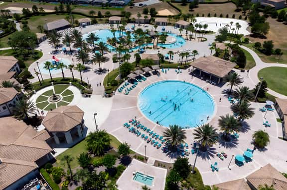 6 Bedrooms / 6 Bathrooms / Champions Gate (1483 RF)