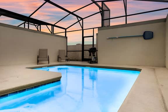 4 Bedrooms / 3 Bathrooms / Storey Lake (4931 WA)