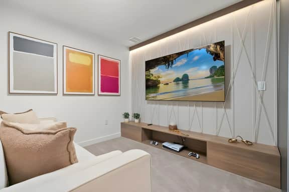 3 Bedrooms/ 3 Baths/ Hub Westside Reserve (3259ED)