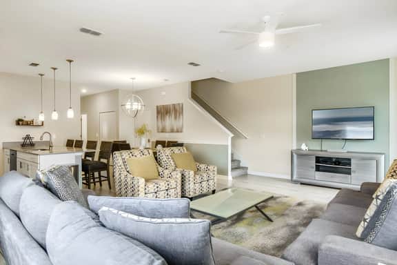 5 Bedrooms / 4 Bathrooms/ Storey Lake (4921 WA)