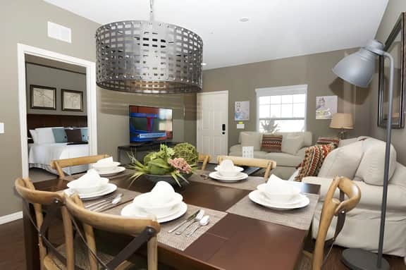 3 Bedrooms/ 2 Bathrooms/ West Lucaya (3216 CP)