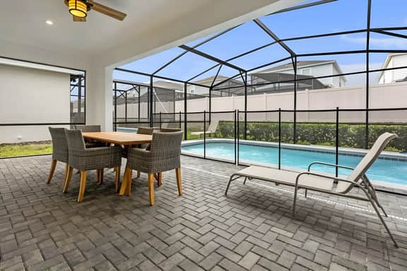 5 Bedroom/ 5.5 Bathroom Windsor Island (1880 SD)