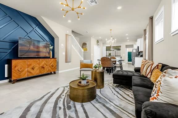 5 Bedroom/ 5.5 Bathroom Windsor Island (1880 SD)