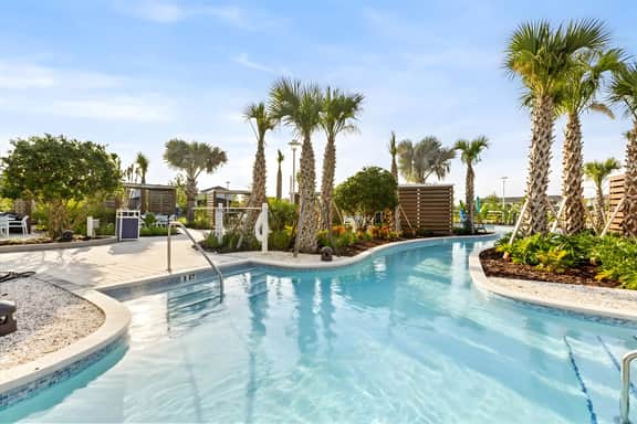 5 Bedrooms/ 4.5 Bathrooms/ Windsor Cay (1294SS)