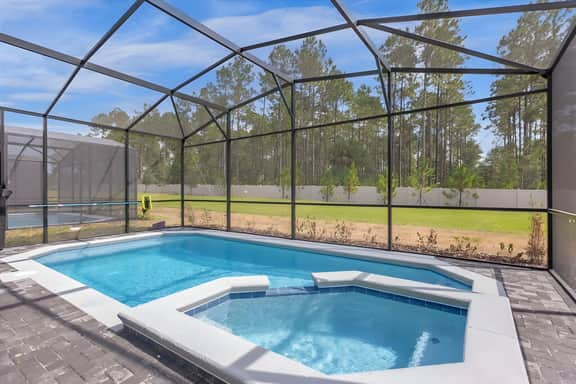 7 Bedroom/ 5.5 Bathroom/ Windsor Island (4436 KR)