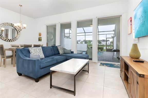 3 Bedrooms / 2 Bathroom / Festival Resort (181 CD)