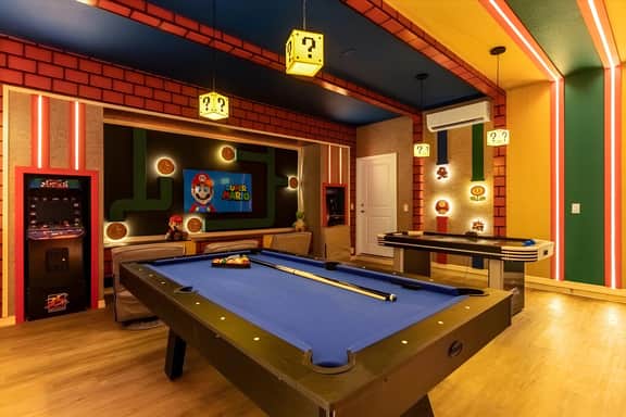 10 Bedroom/ 8 Bathroom Windsor Island (3100 MD)