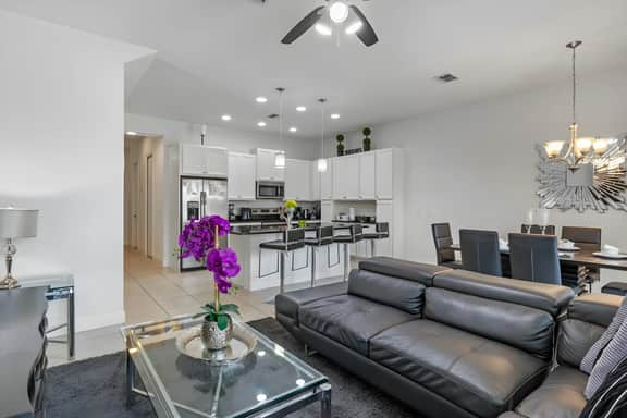 4 Bedrooms/ 4 Bathrooms/ Festival Resort (290 CD)