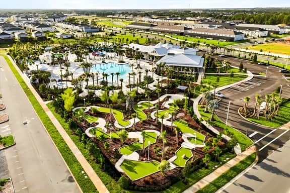 7 Bedrooms / 5.5 Bathrooms / Windsor Cay (15886CC)