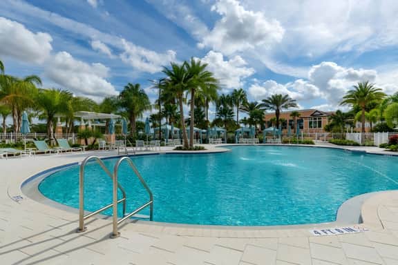 6 Bedrooms/ 4.5 Bathrooms/ Solara (2059TP)