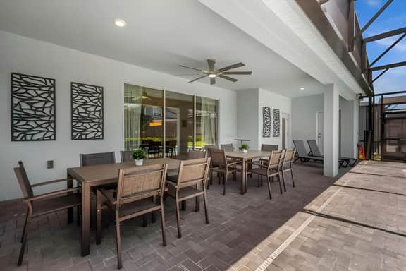 10 Bedrooms/ 8 Bathrooms/ Windsor Island (4141LA)