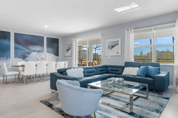 9 Bedroom/ 5 Bathroom Storey Lake (4396 QS)