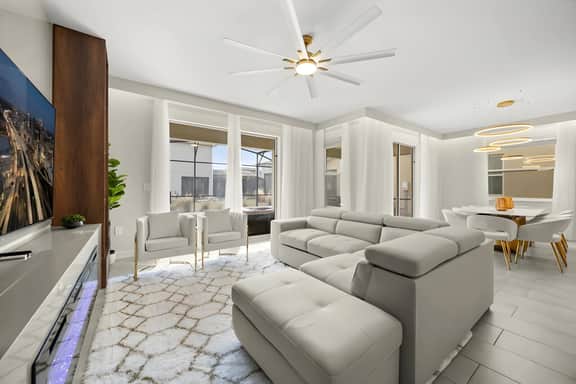 6 Bedrooms / 5 Bathrooms / Storey Lake (4326SL)