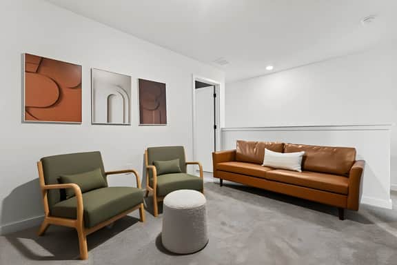 3 Bedrooms/3 Baths/ Hub Westside Reserve (8801PD)