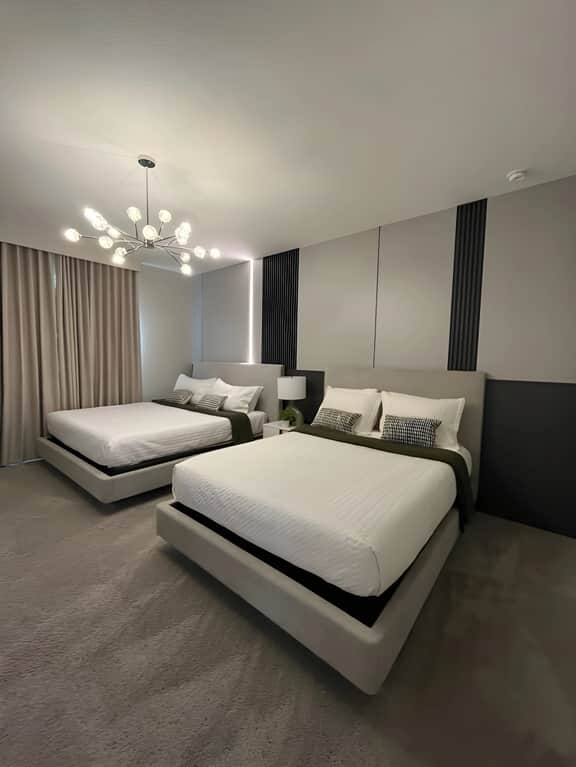 7 Bedrooms / 6.5 Bathrooms / Solara (2306SR)