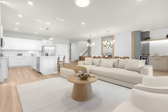 10 Bedrooms/ 8 Bathrooms/ Windsor Cay (16307 SK)