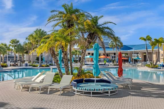 5 Bedroom/ 4.5 Bathroom/ Windsor Island (3998LA)