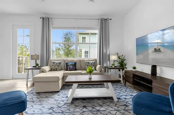 3 Bedrooms/ 2.5 Bathrooms/ Festival (812 LD)