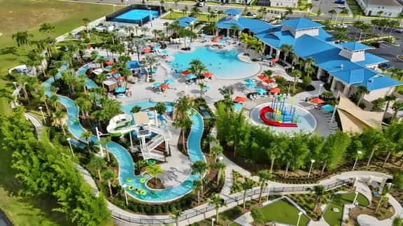 5 Bedrooms/ 4 Bathrooms/ Windsor Island (4310 LA)