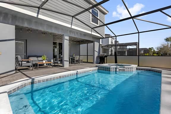 6 Bedrooms / 4.5 Bathrooms / Solterra (7311OL)