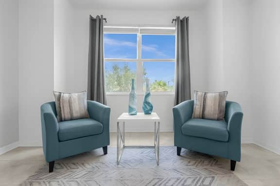 2 Bedrooms/ 2 Bathrooms/ Storey Lake (4751-207 CT)