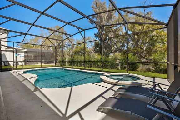 9 Bedrooms/ 7 Bathrooms/ Veranda Palms (2537 SD)