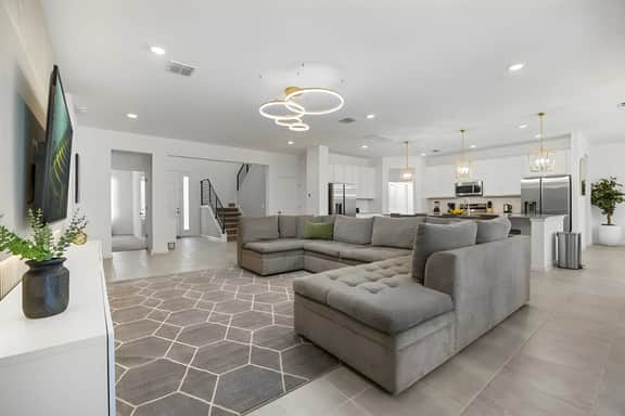 9 Bedrooms/ 7 Bathrooms/ Veranda Palms (2537 SD)
